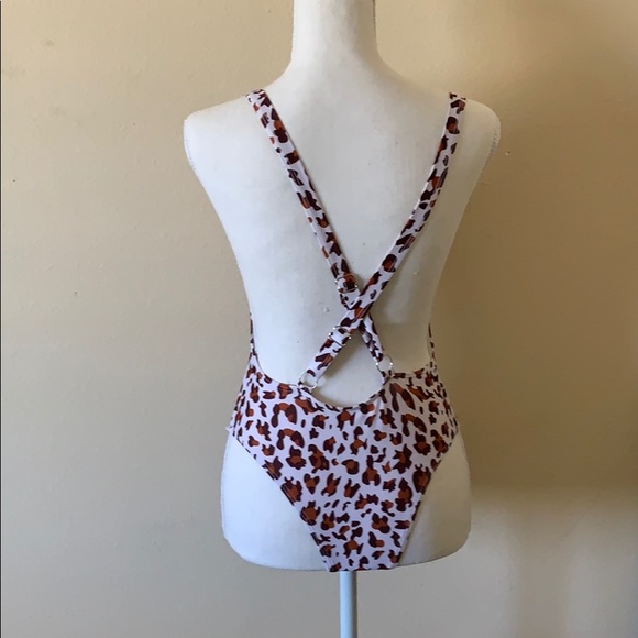 Leopard print one piece - Picture 2 of 2